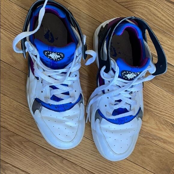 Nike Air Flight Huarache PRM QS 686203-100 siz 8.5 - Picture 2 of 10